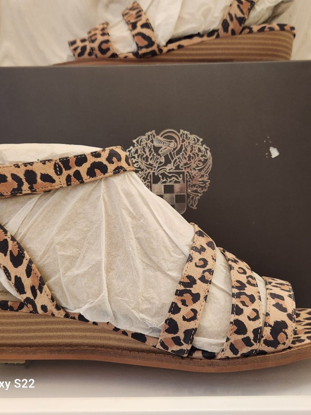 Vince Camuto Women’s Resensa Leather Demi Wedge Sandals Leopard Size 9.5 Wide